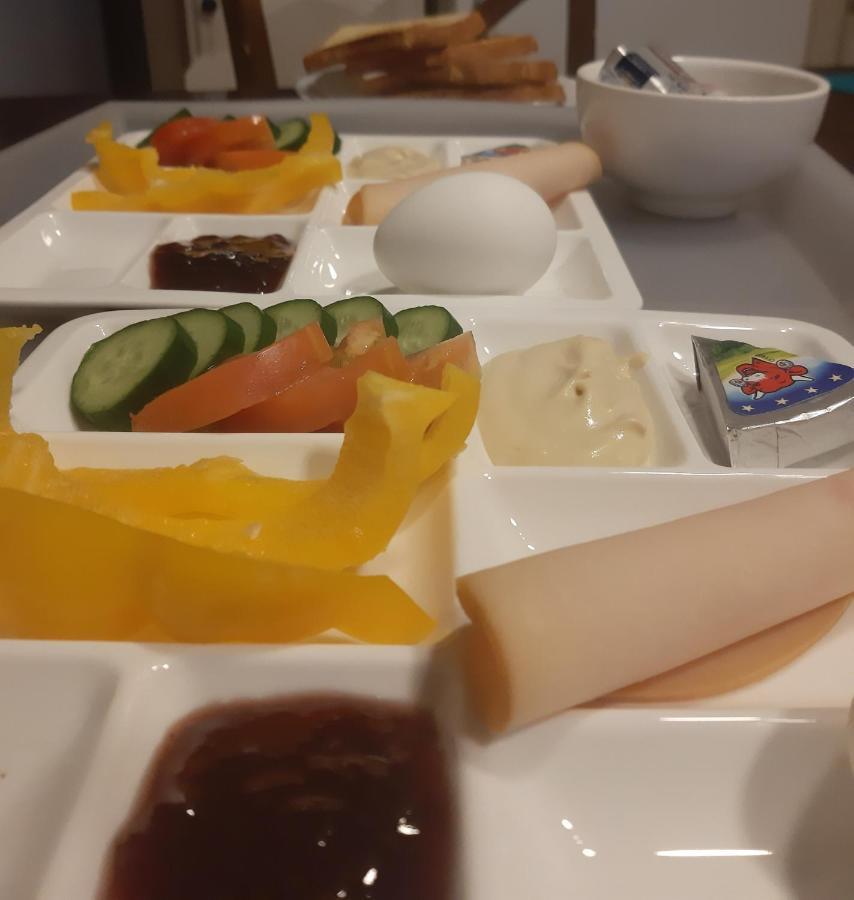 מאדאבה The Place מראה חיצוני תמונה